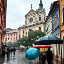 Zamość w deszczu: jak odkrywać renesansowe perełki i atrakcje pod dachem